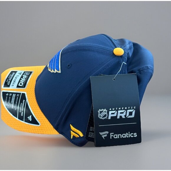 NHL St. Louis Blues Flex Fit Hat Fanatics Hometown Stretch Fit M/L Authentic Pro - Picture 11 of 16